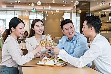 金子一马卡牌肉鸽新作《神魔猎人月读》将于今年春上线 免费游玩内购模式